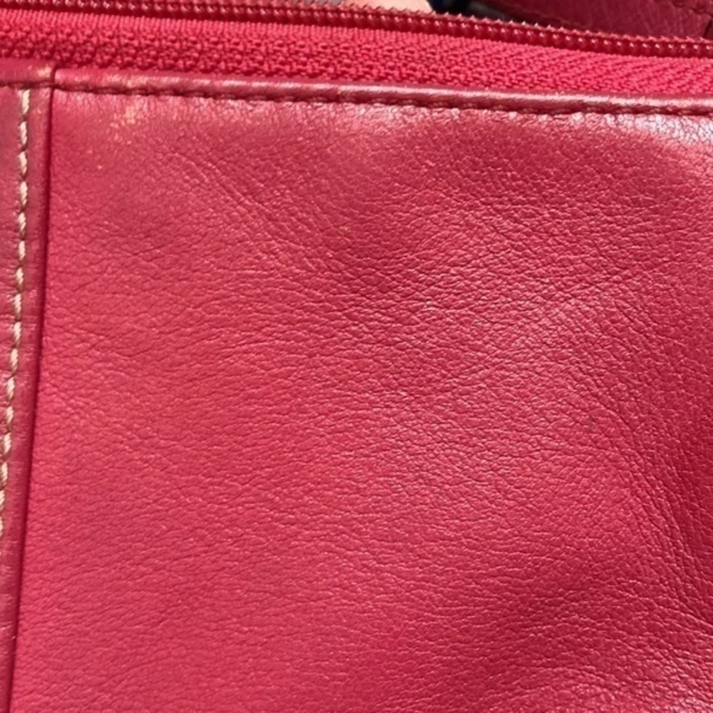 Coach vintage y2k pink leather soho wristlet mini bag